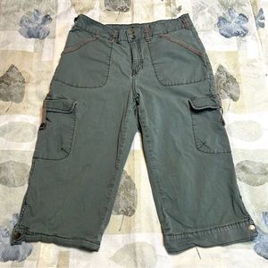 JAG Sage Green Stretch Cargo Capri Pants